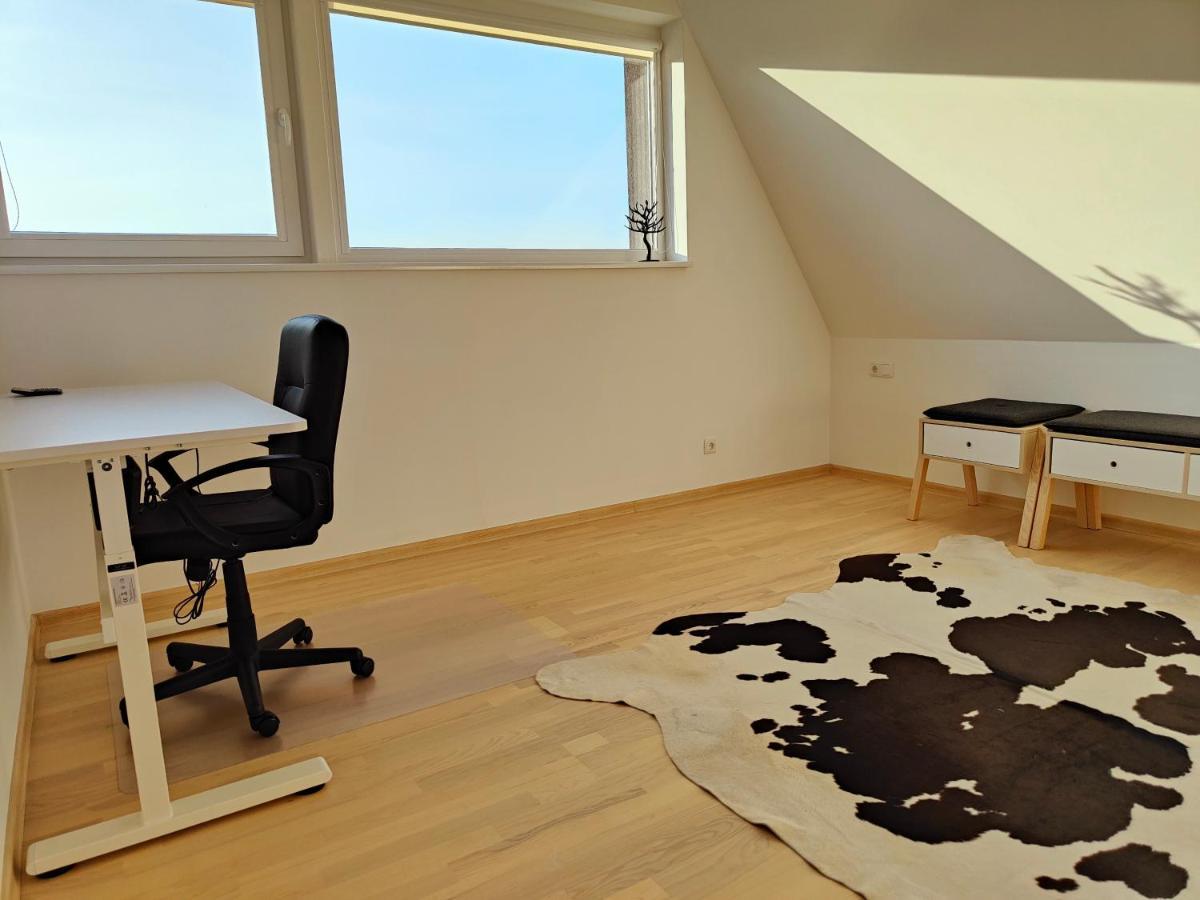 Green Hill Valley Apartments Kaunas Extérieur photo